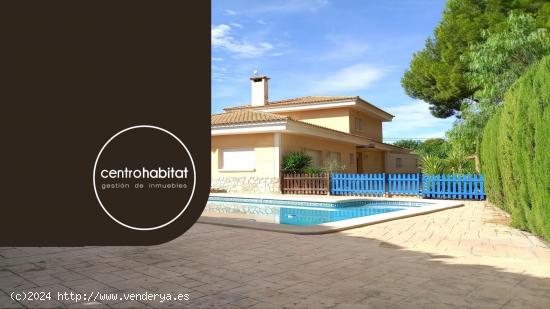  Chalet independiente con Piscina en Elda (zona Colegio Sagrada Familia) - ALICANTE 