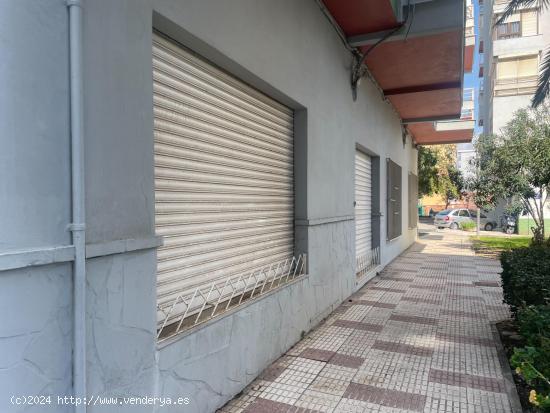 GRAN LOCAL PARA ALQUILAR EN UNA BUENISIMA UBICACION¡¡ - CADIZ