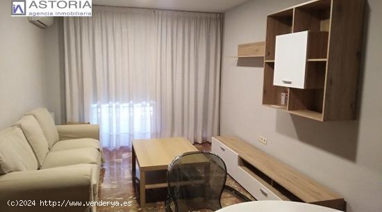 Apartamento amueblado junto a la C/Alhamar. - GRANADA