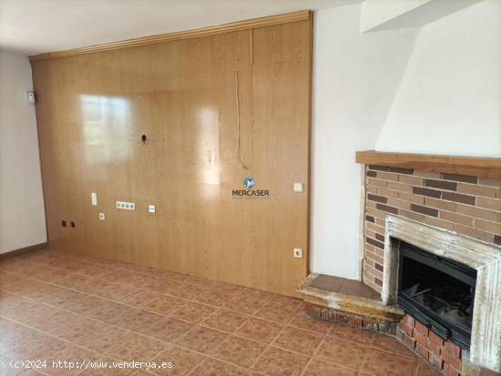 Chalet adosado en venta en Villanueva de la Torre - GUADALAJARA