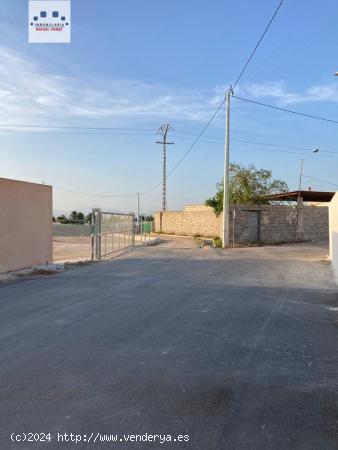  Alquiler de 2 Naves mas patio interior propio mas 8.000.- mt2 CAMPA - MURCIA 