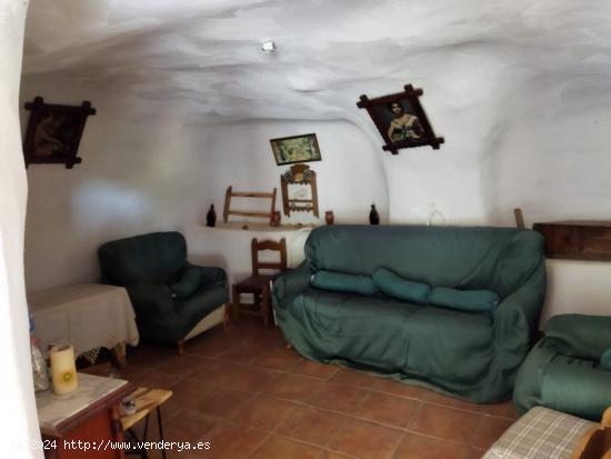 Casa cueva con terreno en Los Colorados, Puerto Lumbreras-Murcia - MURCIA