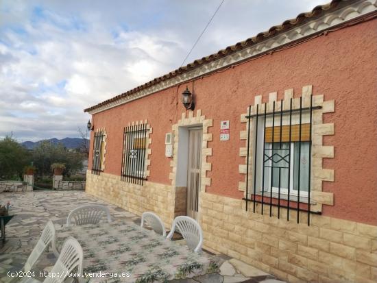  CHALET INDEPENDIENTE CON TERRENO Y ALMACENES JUNTO A LA ESTACIÓN DE PUERTO LUMBRERAS - MURCIA 