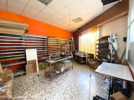 Local comercial de 100m en Centro de Vilafranca - BARCELONA