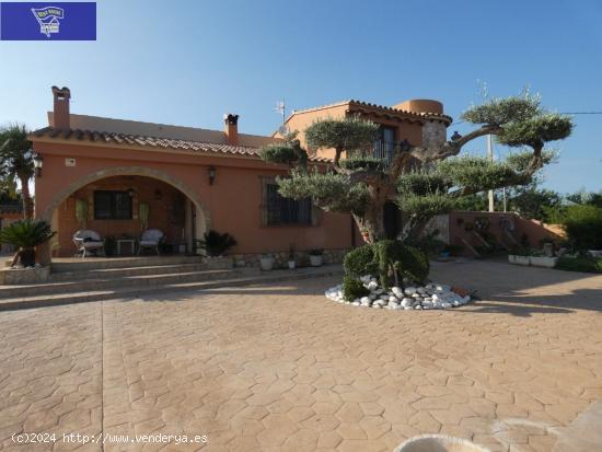  ESPECTACULAR VILLA EN AMPOLLA - TARRAGONA 