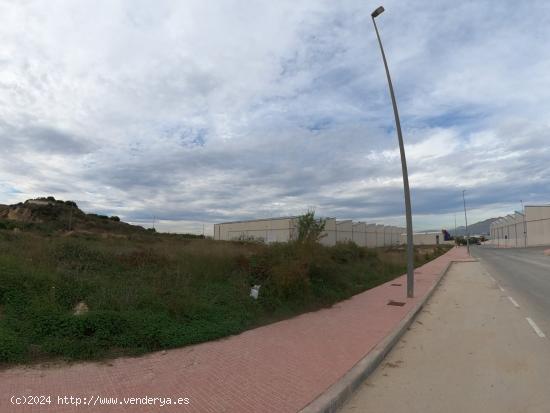 Terreno industrial en P.I. El Mojón (Beniel) - MURCIA