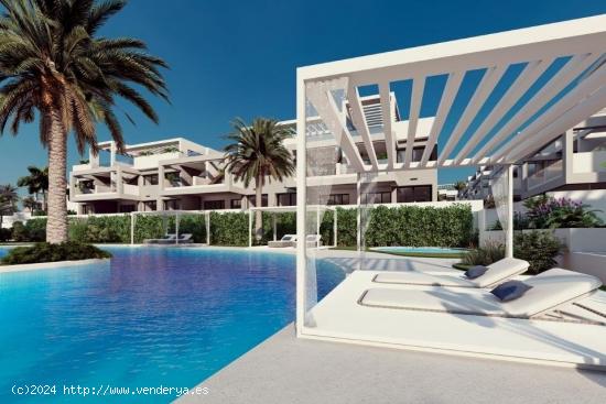 Bungalows a estrenar en complejo residencial con jardines y piscina. - ALICANTE