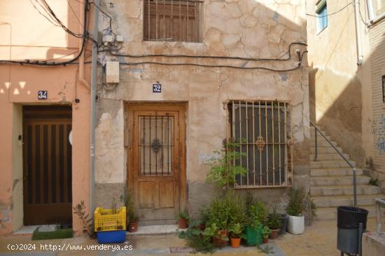 CASA SOLAR CREVILLENTE - ALICANTE