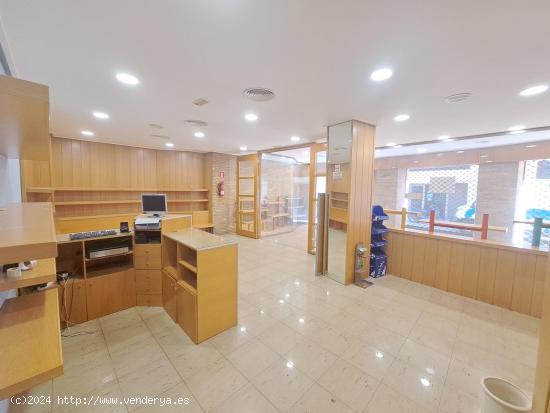 LOCAL COMERCIAL EN ALQUILER O VENTA EN ZONA CENTRO - VALENCIA