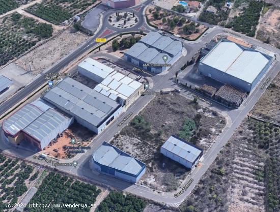 Parcela en venta en polígono industrial - VALENCIA