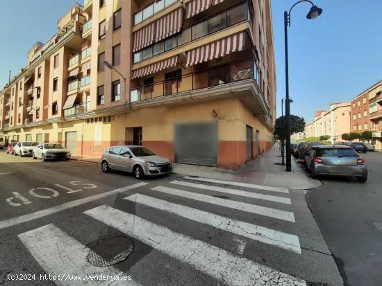 LOCAL DE 530 M2 DIVISIBLE EN VARIOS LOCALES - VALENCIA