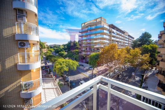 PRECIOSO APARTAMENTO AMPLIO DE 3 DORMITORIOS Y 2 BAÑOS EN PLENO ZONA TURISTICA - TARRAGONA