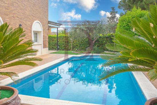 Chalet con piscina en Vilafortuny - TARRAGONA