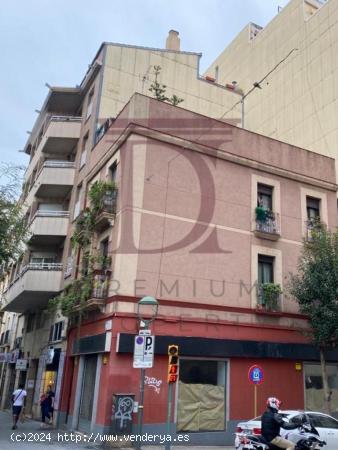  ESPECTACULAR EDIFICIO DE TRES PLANTAS SIN ALQUILINOS EN EL CENTRO DE TARRAGONA - TARRAGONA 