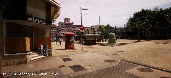 Se alquila bajo en Desiderio Varela - Carballo  - A CORUÑA