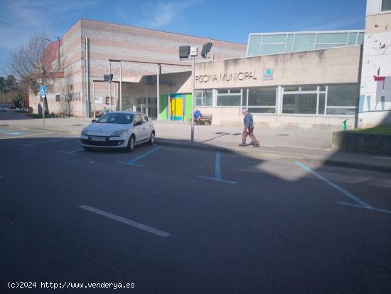 Solar en esquina frente al colegio Bergantiños - A CORUÑA