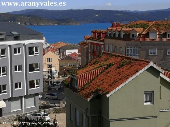 Edificio en el centro de Fisterra - A CORUÑA