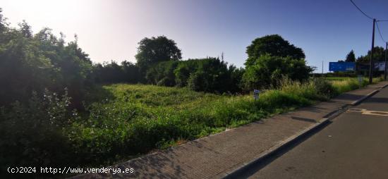  Terreno Urbano en Rúa Compostela - Carretera de Santiago - A CORUÑA 