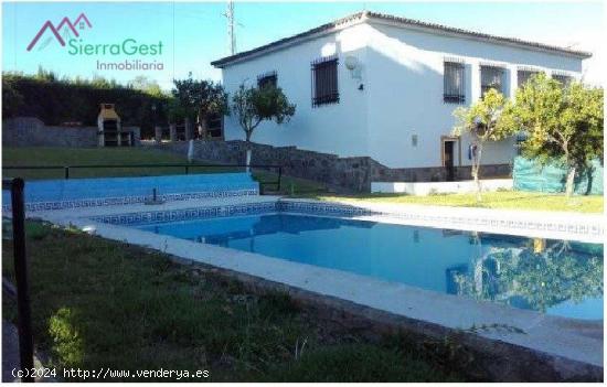 VENTA FINCA RÚSTICA + PISCINA - CADIZ