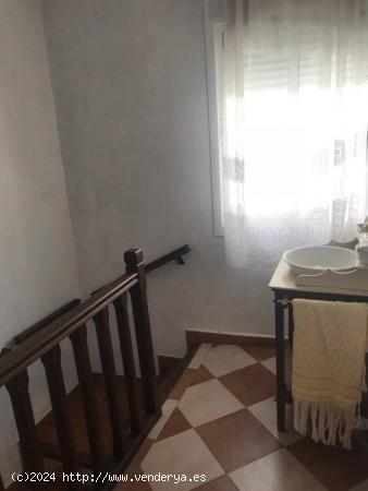 VENTA CASA VILLALUENGA DEL ROSARIO. ZONA CÉNTRICA - CADIZ