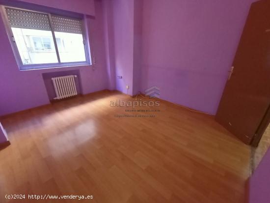 AMPLIA VIVIENDA PARA REFORMAR EN ZONA CENTRO AYUNTAMIENTO ASCENSOR Y PATIO - ALBACETE