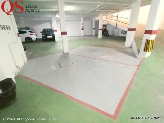  Lote de cinco plazas de parking al centro de Cunit - TARRAGONA 