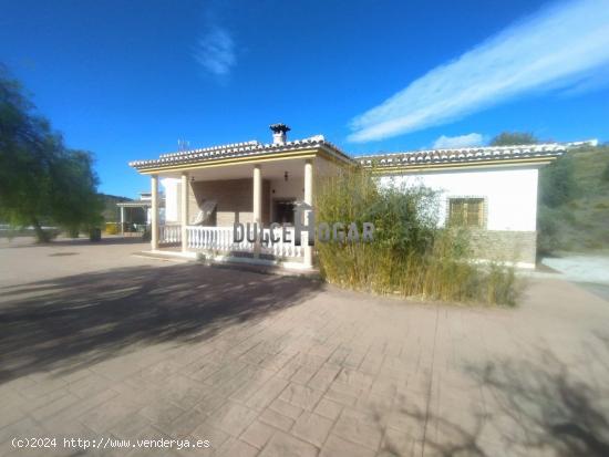 PRECIOSA CASA DE CAMPO  CON 12.000 M2 - MALAGA