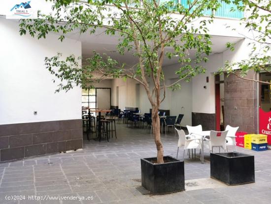 Venta local comercial en Sanlúcar La Mayor - SEVILLA