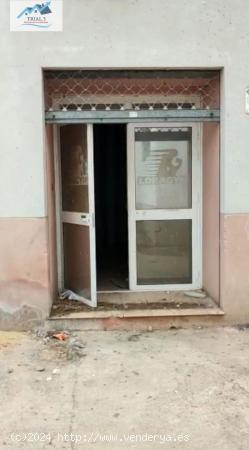 Venta local en Lora del Rio (Sevilla) - SEVILLA