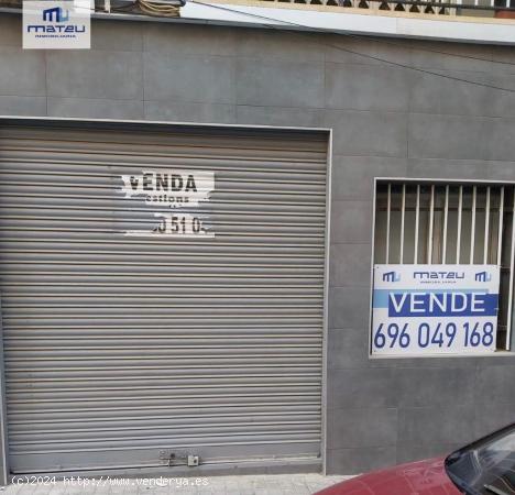 LOCAL COMERCIAL-IDEAL PARA INSTALACION DE TRASTEROS - ALICANTE