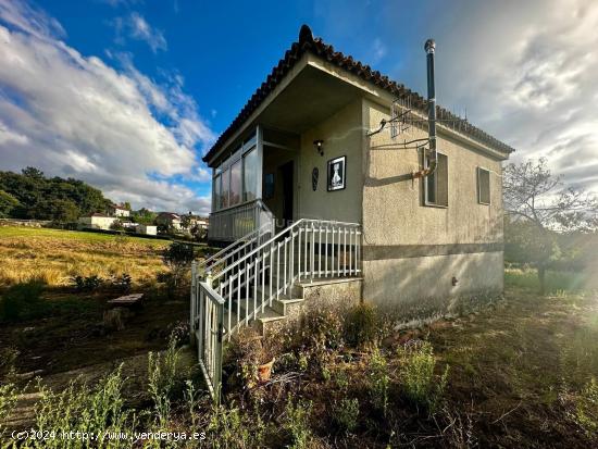 Inversionista AMPLIA FINCA de 6.300 m2. con Vivienda, para explotación agropecuaria. VILAMARIN. - O