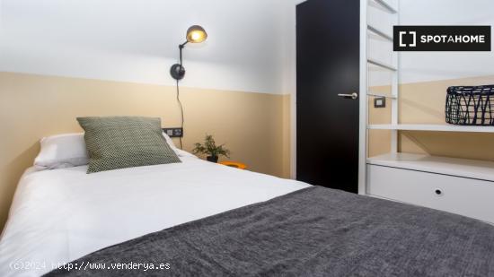 Apartamento entero de 3 habitaciones en Barcelona. - BARCELONA