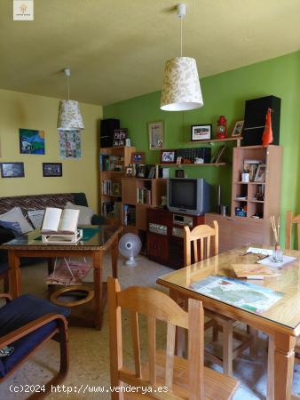 Se VENDE PISO en zona CENTRICA en CORIA-CÁCERES - CACERES