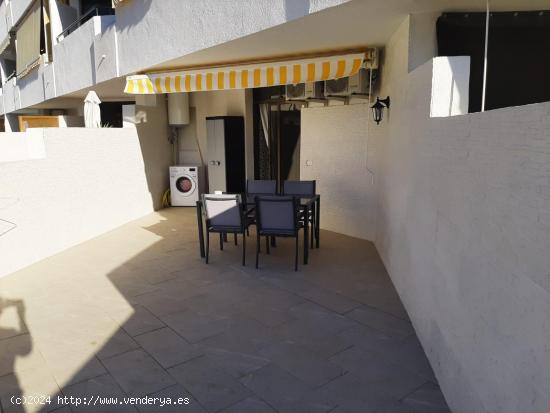 APARTAMENTO CON AMPLIA TERRAZA EN LOS CRISTIANOS SUMMERLAND - SANTA CRUZ DE TENERIFE