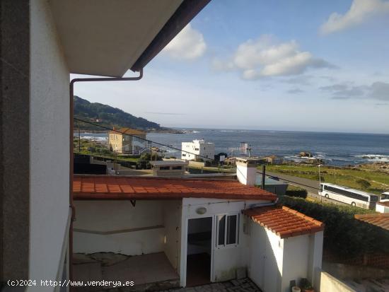 Espectacular Chalet Independiente a Estrenar con Vistas al Mar y Excelentes Comodidades - PONTEVEDRA