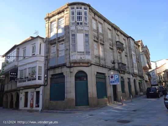  Se vende edificio en casco histórico Caldas de Reis - PONTEVEDRA 