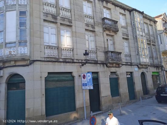 Se vende edificio en casco histórico Caldas de Reis - PONTEVEDRA