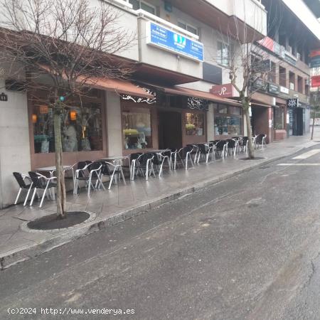 CAFETERIA EN EL CENTRO - ORENSE