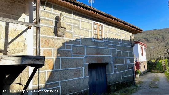 Casa para reformar en Outeiro de Laxe - ORENSE