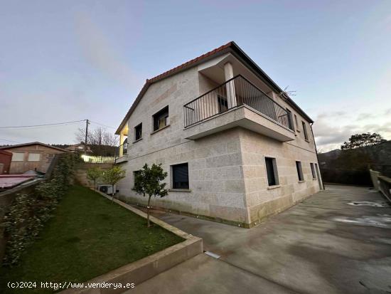 Precioso chalet independiente en exclusiva con vistas al mar - PONTEVEDRA