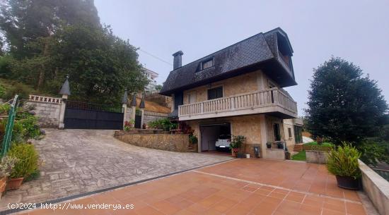 Espectacular Casa en Priegue con vistas al Mar - PONTEVEDRA