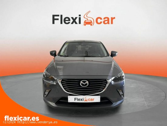 Mazda CX-3 2.0 SKYACTIV GE Luxury White 2WD AT - L Hospitalet de Llobregat