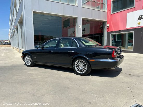 Jaguar XJ XJ6 2.7D V6 Executive - Parla