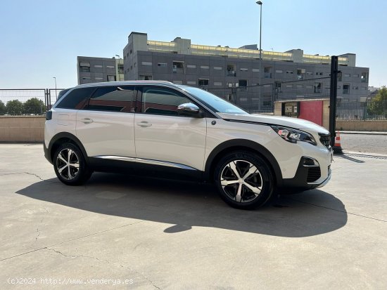 Peugeot 5008 CROSSWAY EAT 8 - Parla