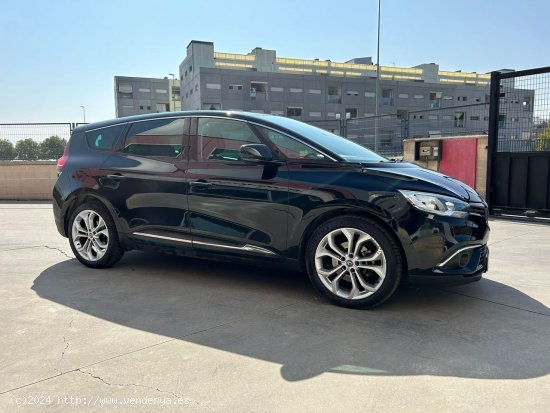 Renault Grand Scénic Limited Blue dCi 88 kW (120CV) - Parla