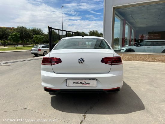 Volkswagen Passat 2.0 TDI 110kW (150CV) - Parla