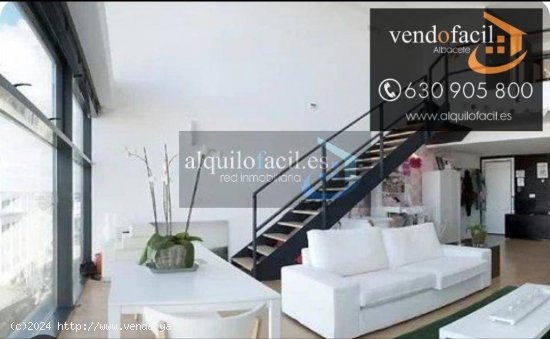 SE VENDEN DUPLEX EN URB LA PIÑA VERDE DE 64 METROS POR 70000€