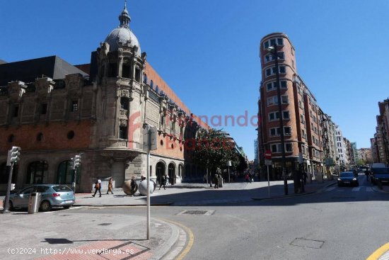  Local Comercial Venta Junto a la Alhóndiga Bilbao 