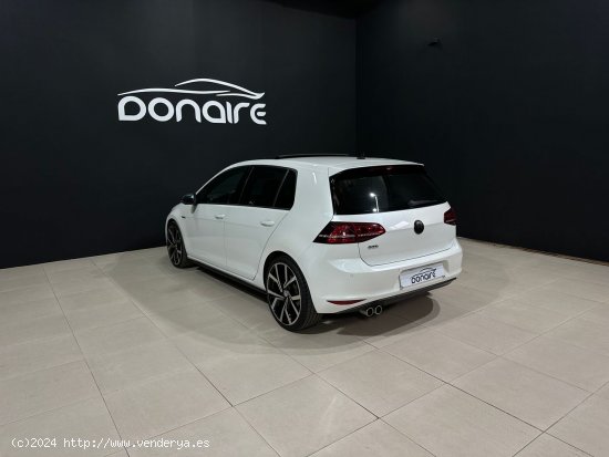 Volkswagen Golf 2.0 TDI 184cv DSG GTD BMT - Sada