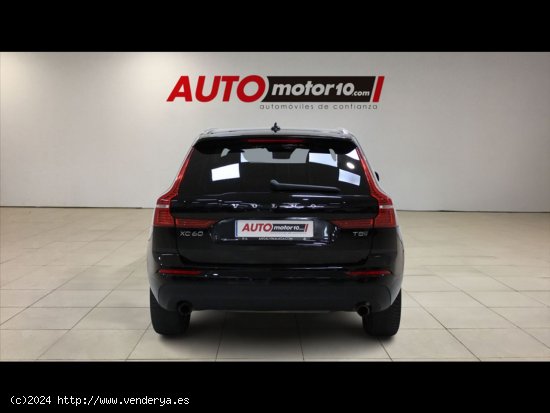 Volvo XC-60 2.0 T8 AWD Momentum Auto - Jerez de la Frontera